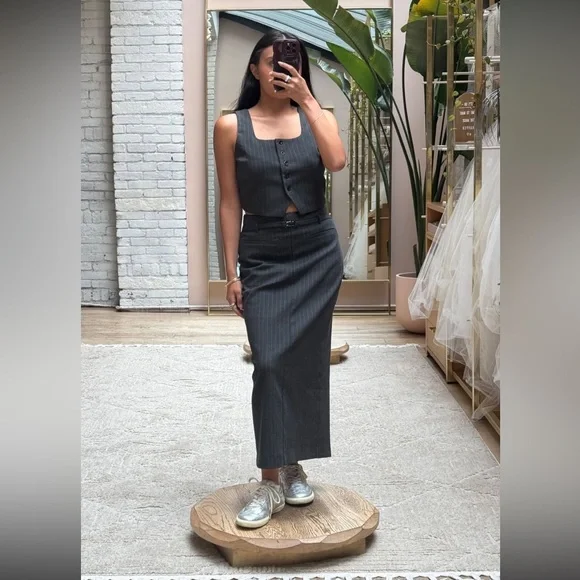 NWT Moon River Pinstripe Suit Skirt Size Small - Picture 11 of 11